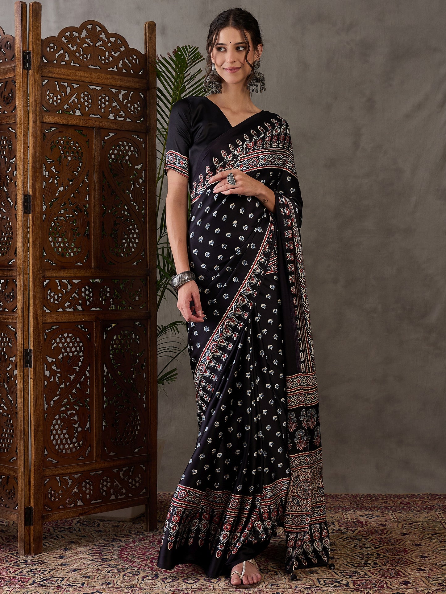 Rana Pure Semi Modal Silk Floral Printed Black Saree