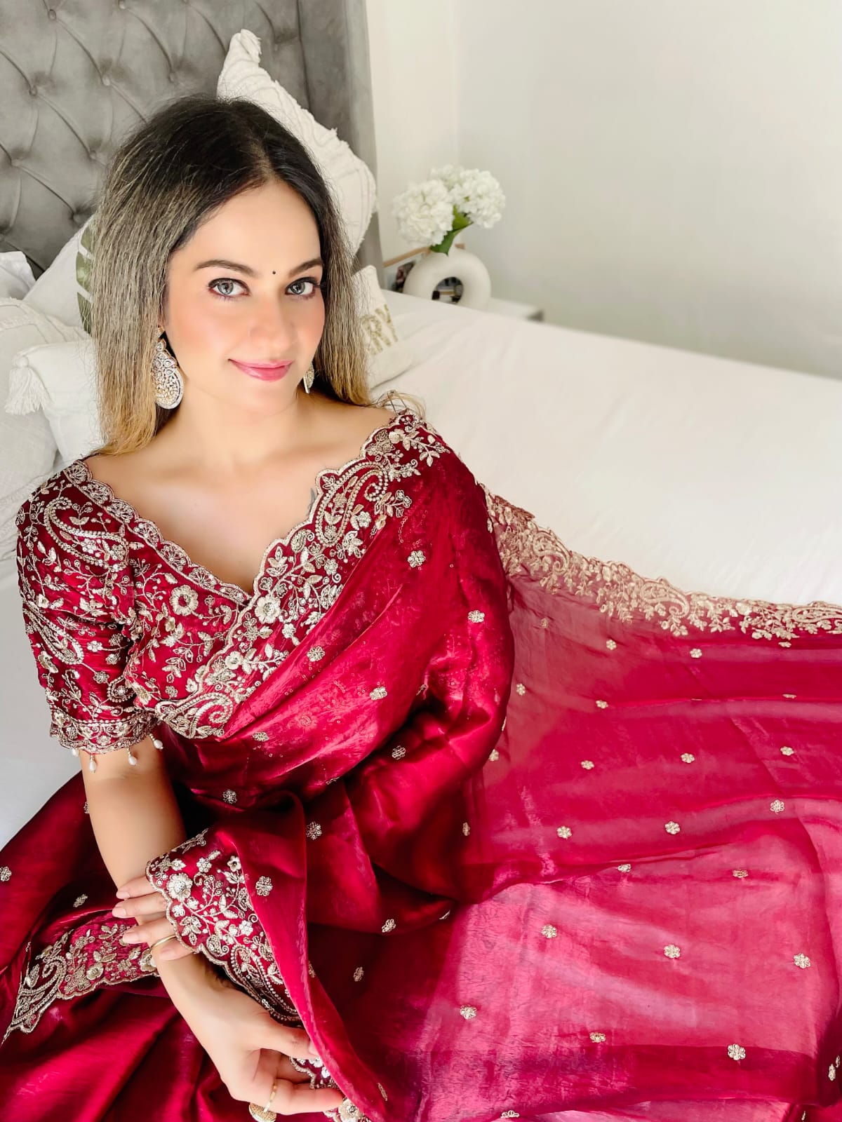 Very soft & elegant rich look fendy maroon sartin fabric with beautiful embroidery 3 mm sequence work heavy border with buttis in all over saree aarco