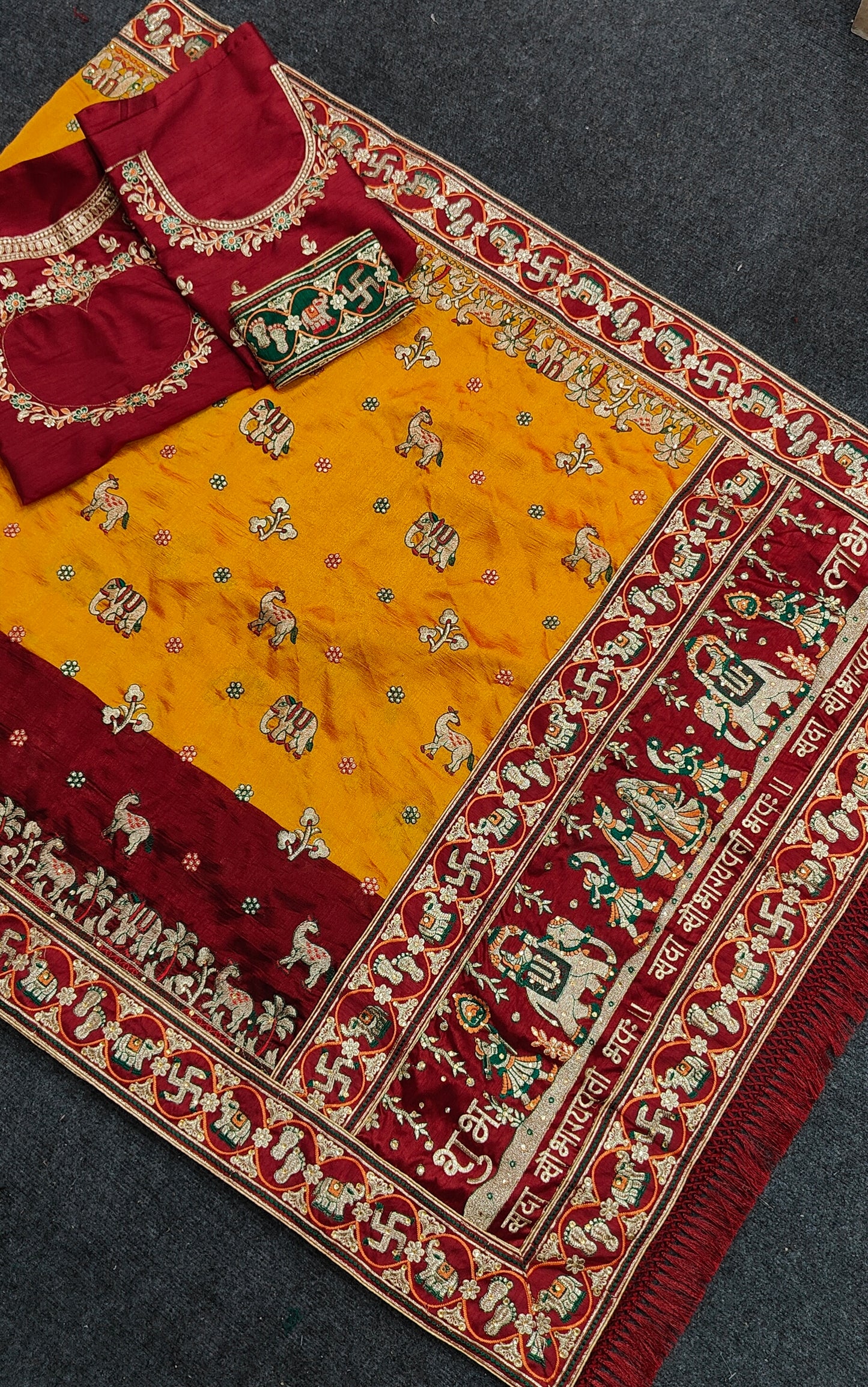 PANETAR PATOLA : 🔱 SHUBH LAABH : 2 🔱 Yellow