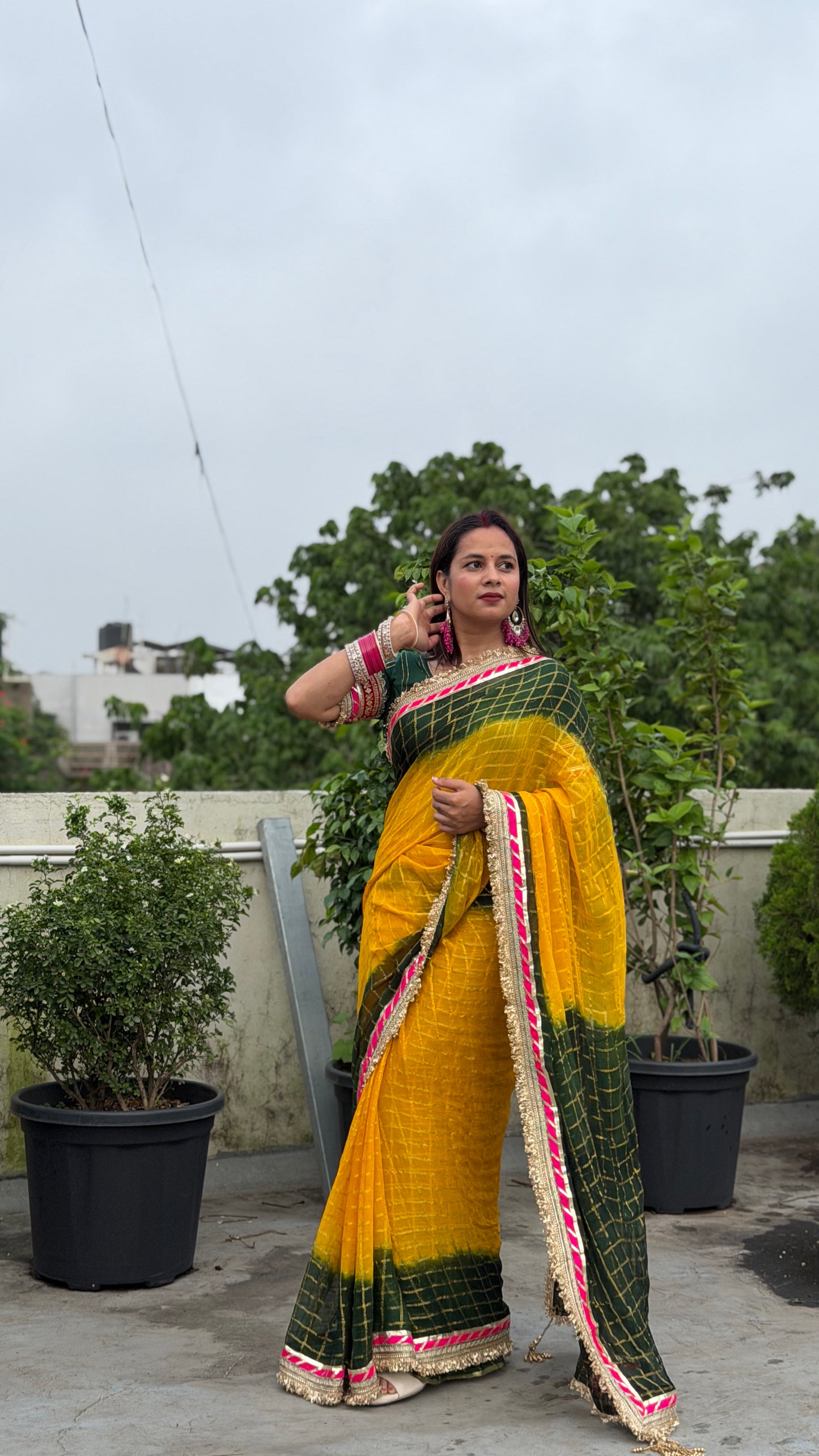 Pure Viscose Yellow - Green Colour Ghatchola Saree