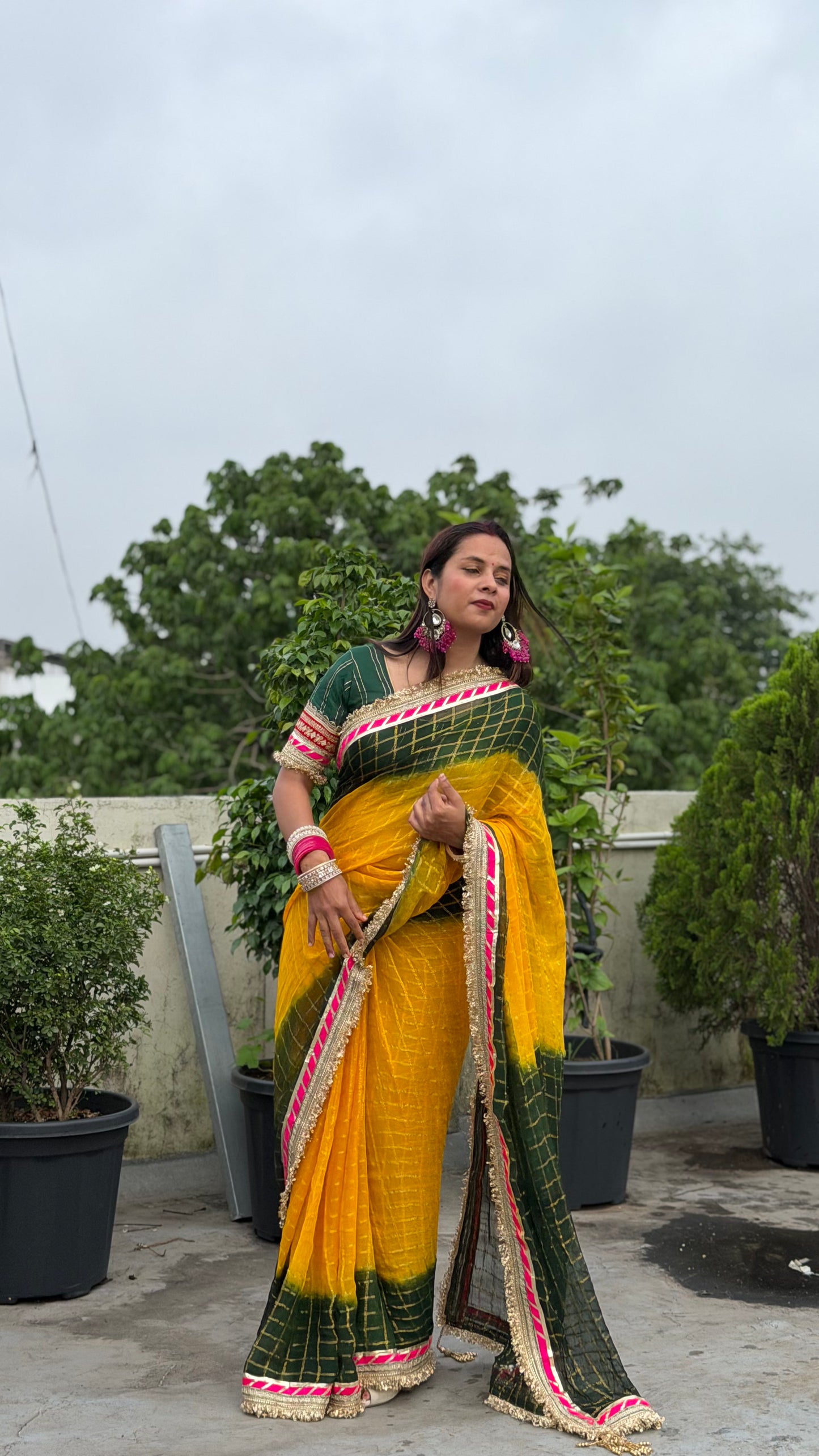 Pure Viscose Yellow - Green Colour Ghatchola Saree