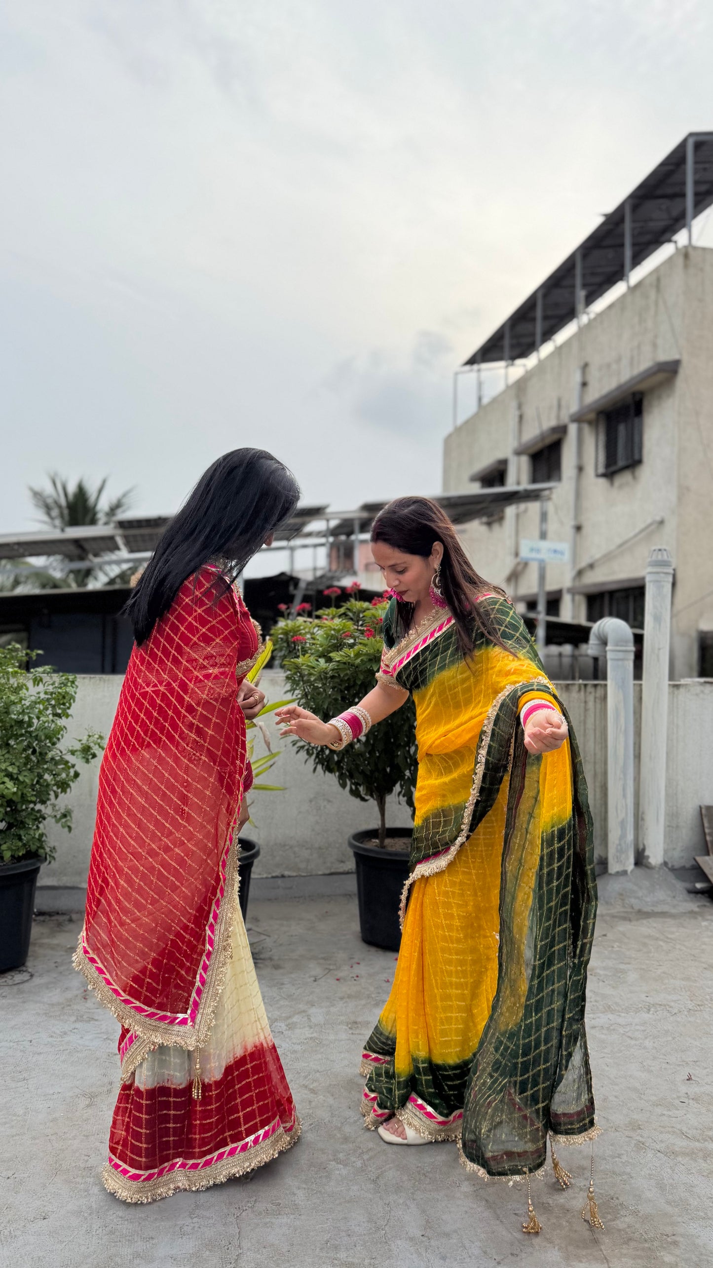 Pure Viscose Yellow - Green Colour Ghatchola Saree