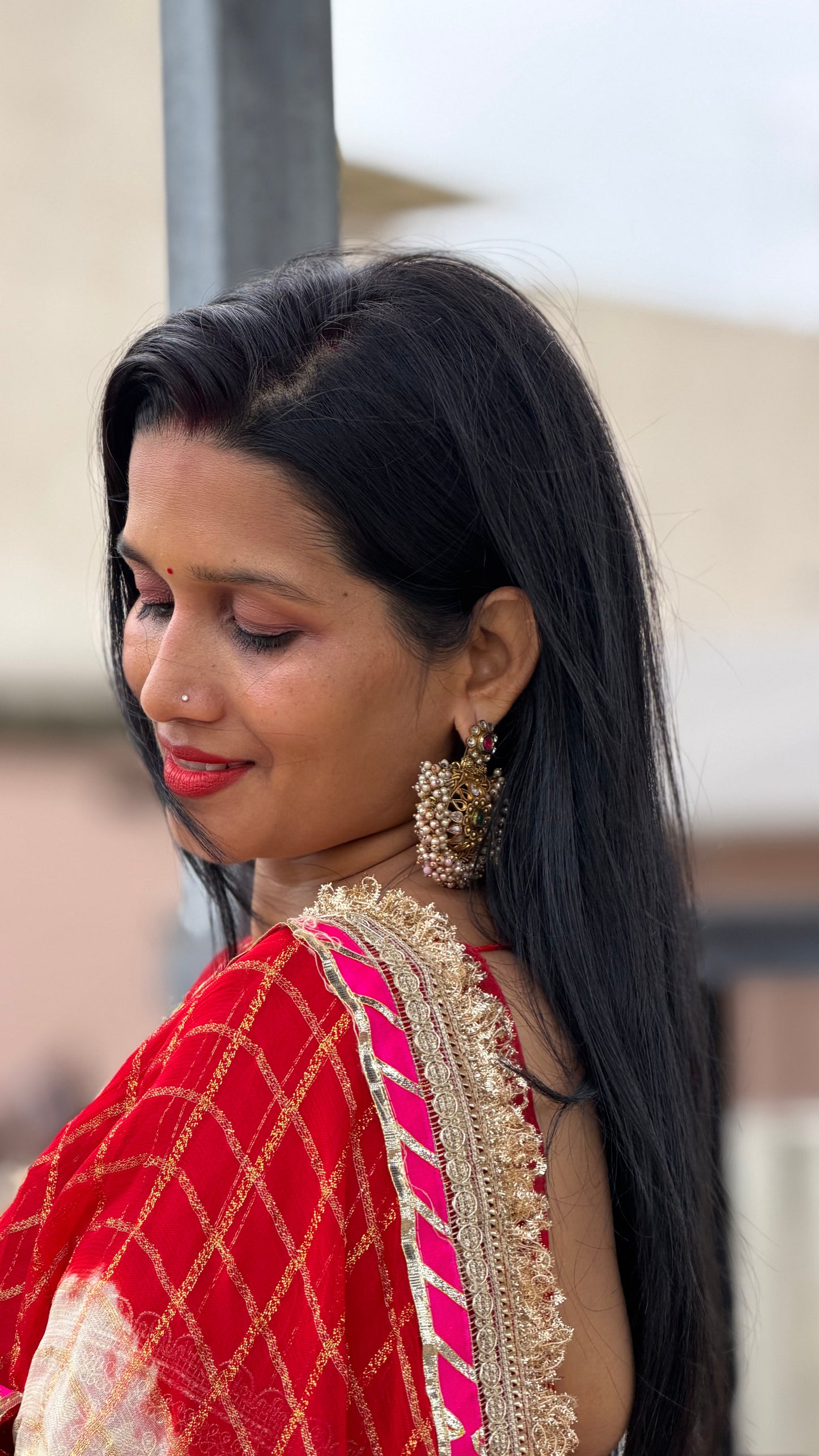 Pure Viscose White - Red Colour Ghatchola Saree