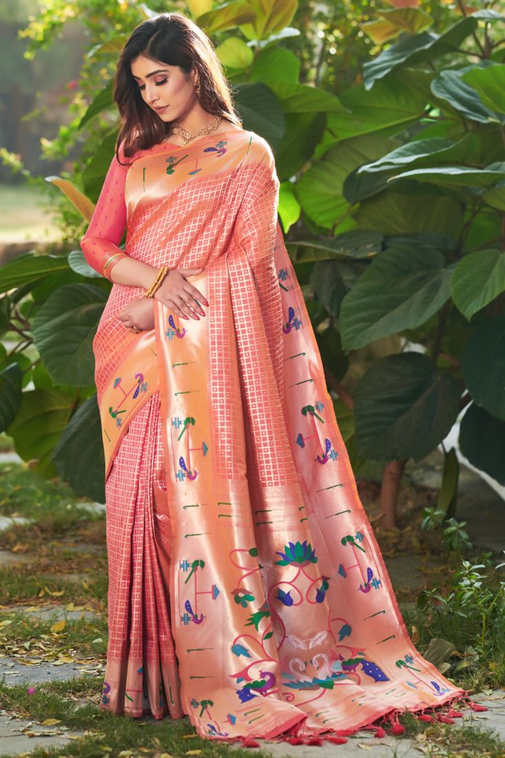 Weaving Work On Superior Paithani Silk Saree In Peach Color