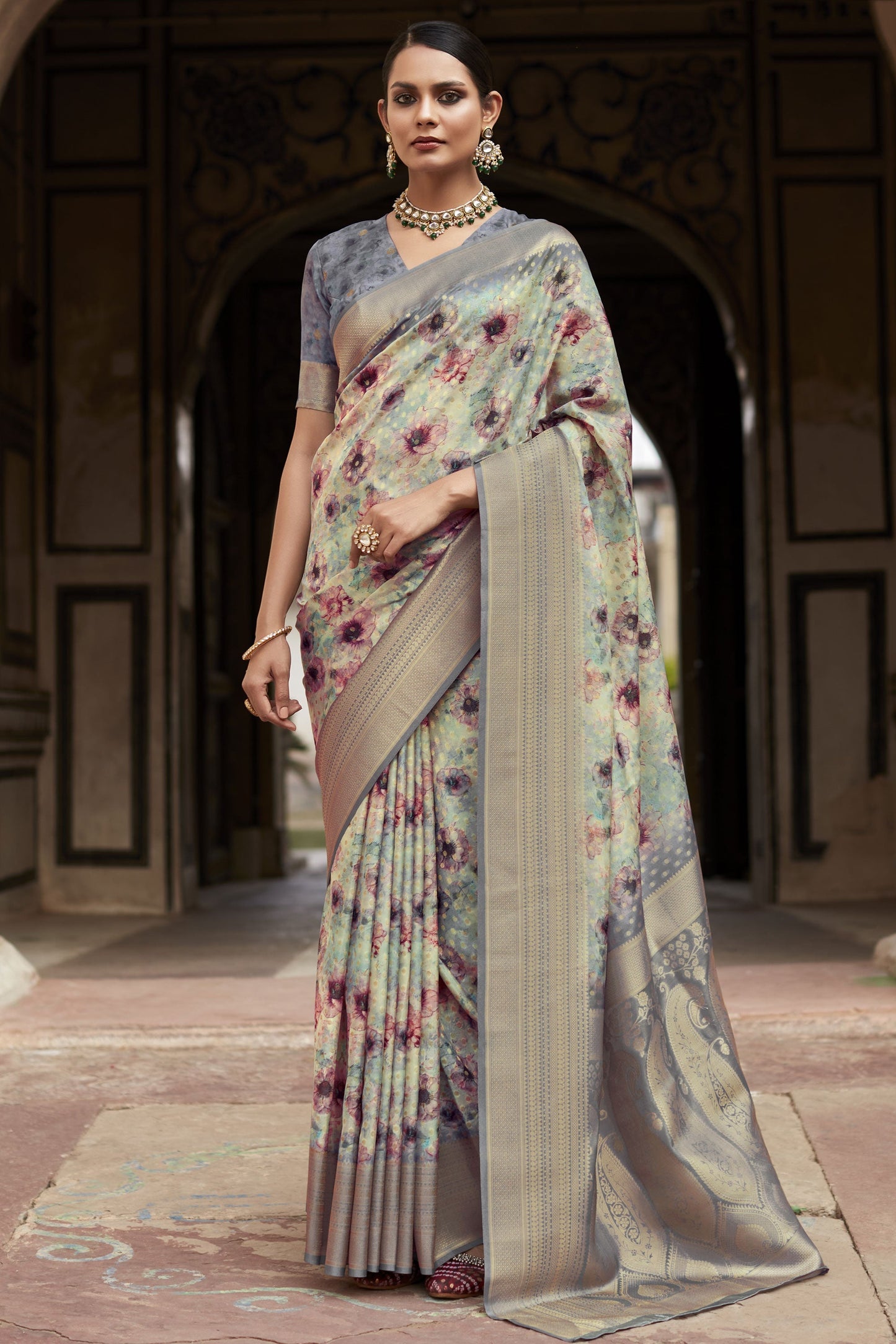 रेडियंट सी ग्रीन कलर क्रेप सिल्क प्रिंटेड साड़ी