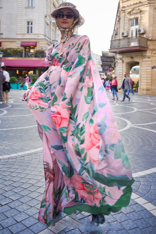 क्रेप फ़ैब्रिक पर प्रिंटेड वर्क मल्टी कलर भव्य कैज़ुअल साड़ी