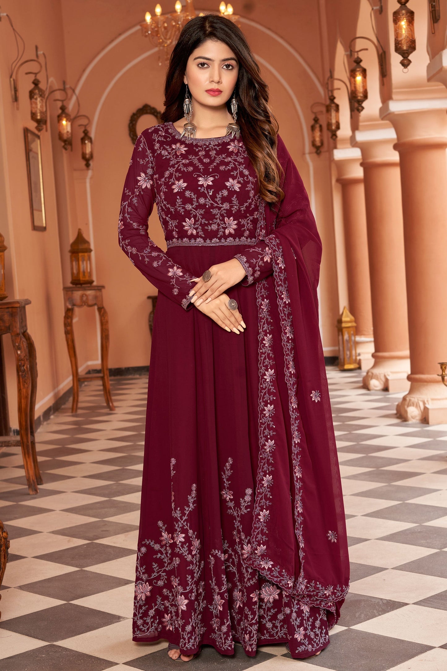 आकर्षक मैरून रंग का फंक्शन वियर जॉर्जेट अनारकली सूट