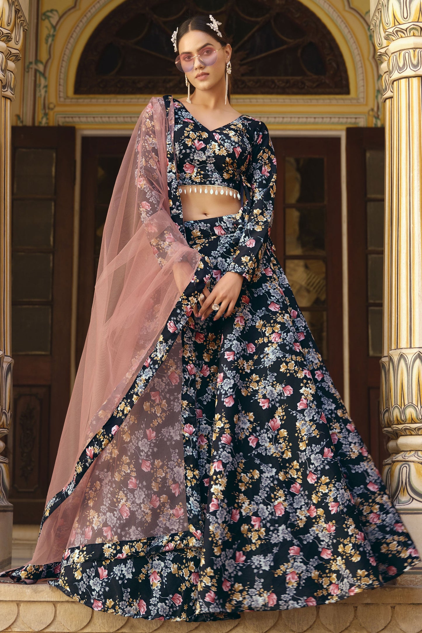 खूबसूरत नेवी ब्लू कलर डिज़ाइनर आर्ट सिल्क फ़ैब्रिक प्रिंटेड लहंगा चोली