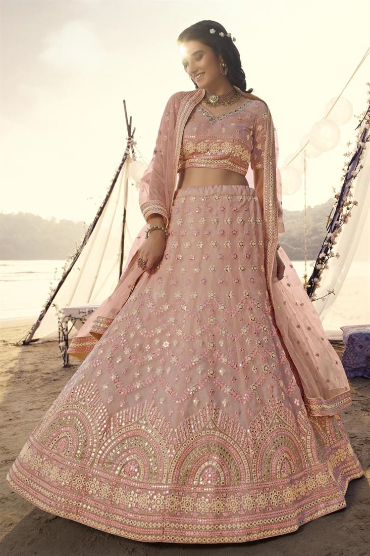 एक्सक्लूसिव ऑर्गेंजा फैब्रिक रिसेप्शन वियर पीच कलर लहंगा चोली