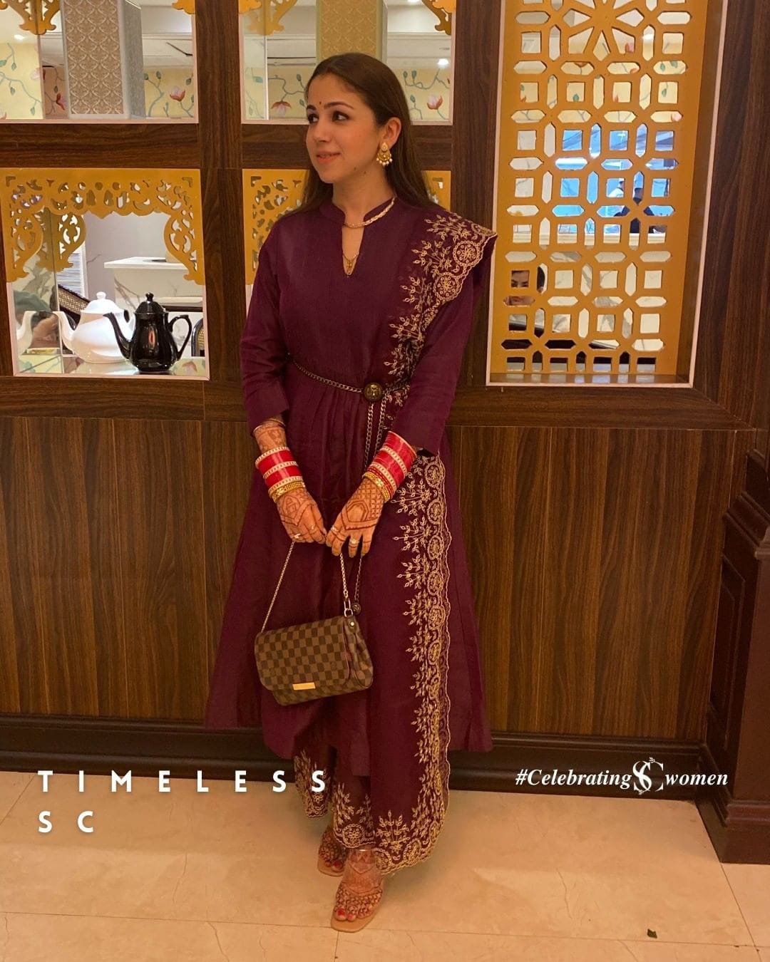 डिजाइनर शादी का गाउन भारतीय