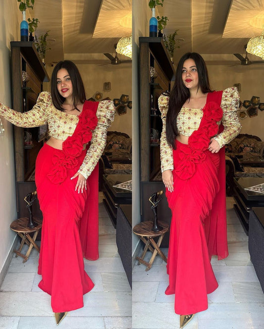 सुनहरी लाल रेडी साड़ी