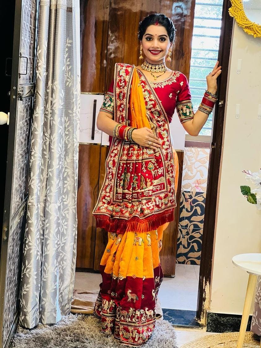 PANETAR PATOLA : 🔱 SHUBH LAABH : 2 🔱 Yellow