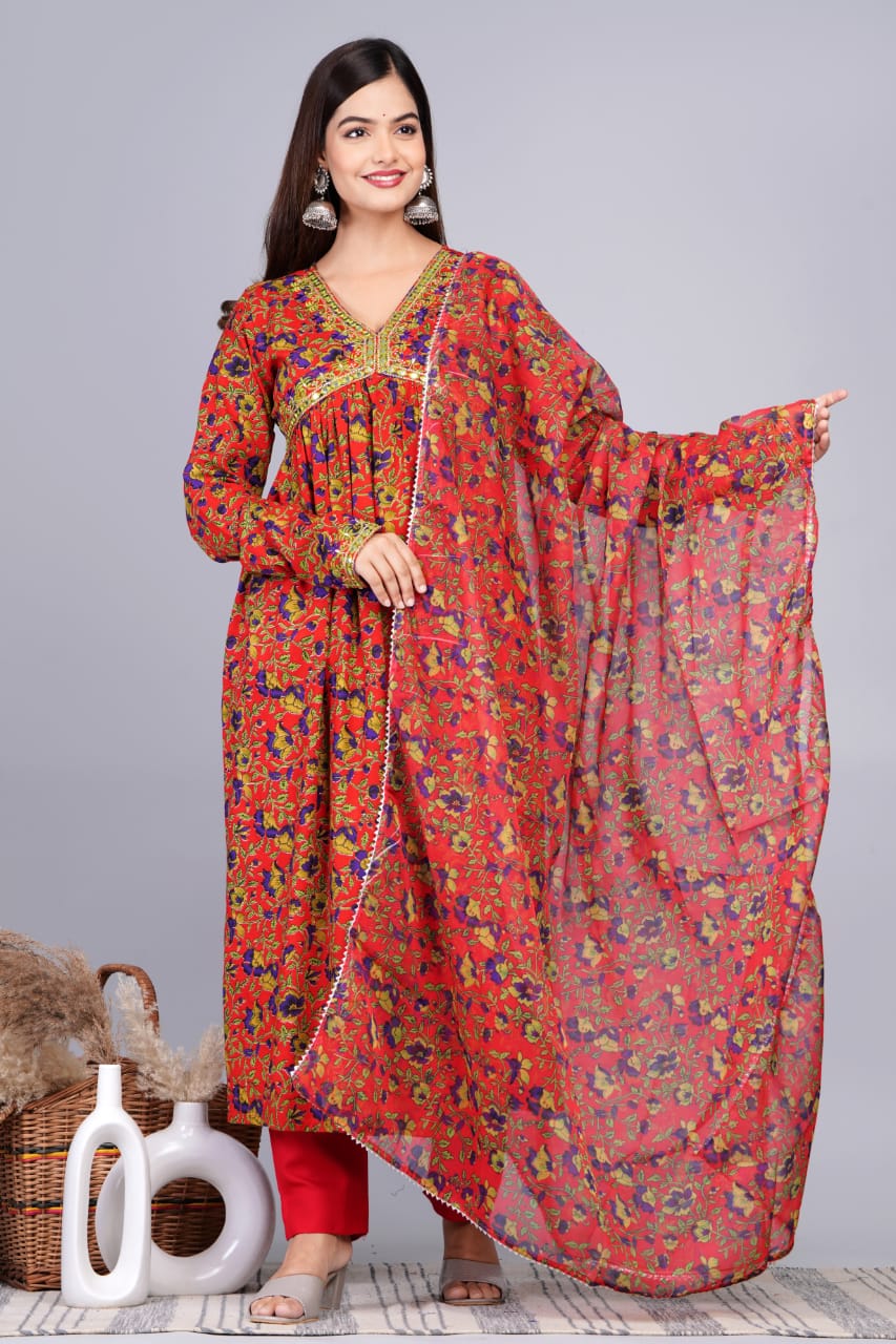 Adorn your appearance with this stunning Ivory Suit Set. With beautiful Mill print stripes, it is decorated with intricate embroidery - KURTISAdorn your appearance with this stunning Ivory Suit Set. With beautiful Mill print stripes, it is decorated with intricate embroidery