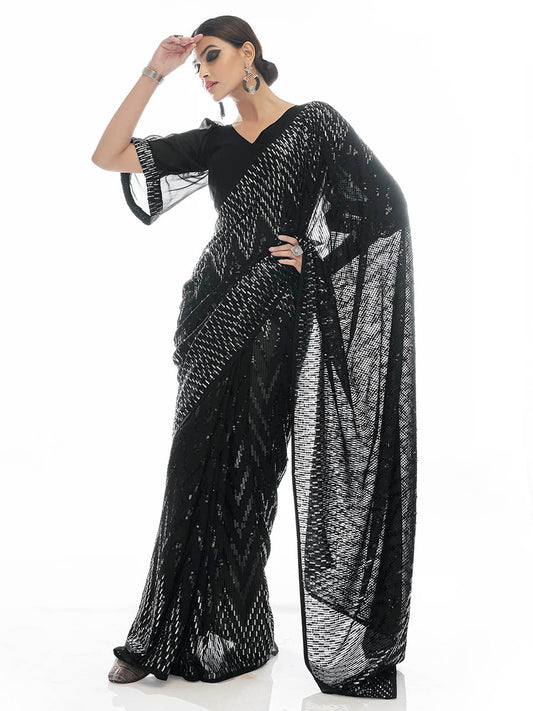 ब्लैक जॉर्जेट कढ़ाई वाला डिज़ाइनर लहंगा