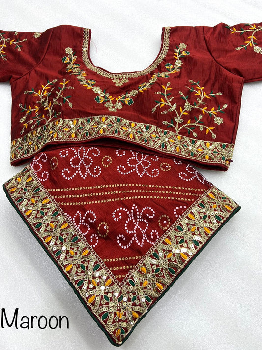 हैवी डिज़ाइनर सीक्वेंस एम्ब्रॉयडरी वर्क साड़ी