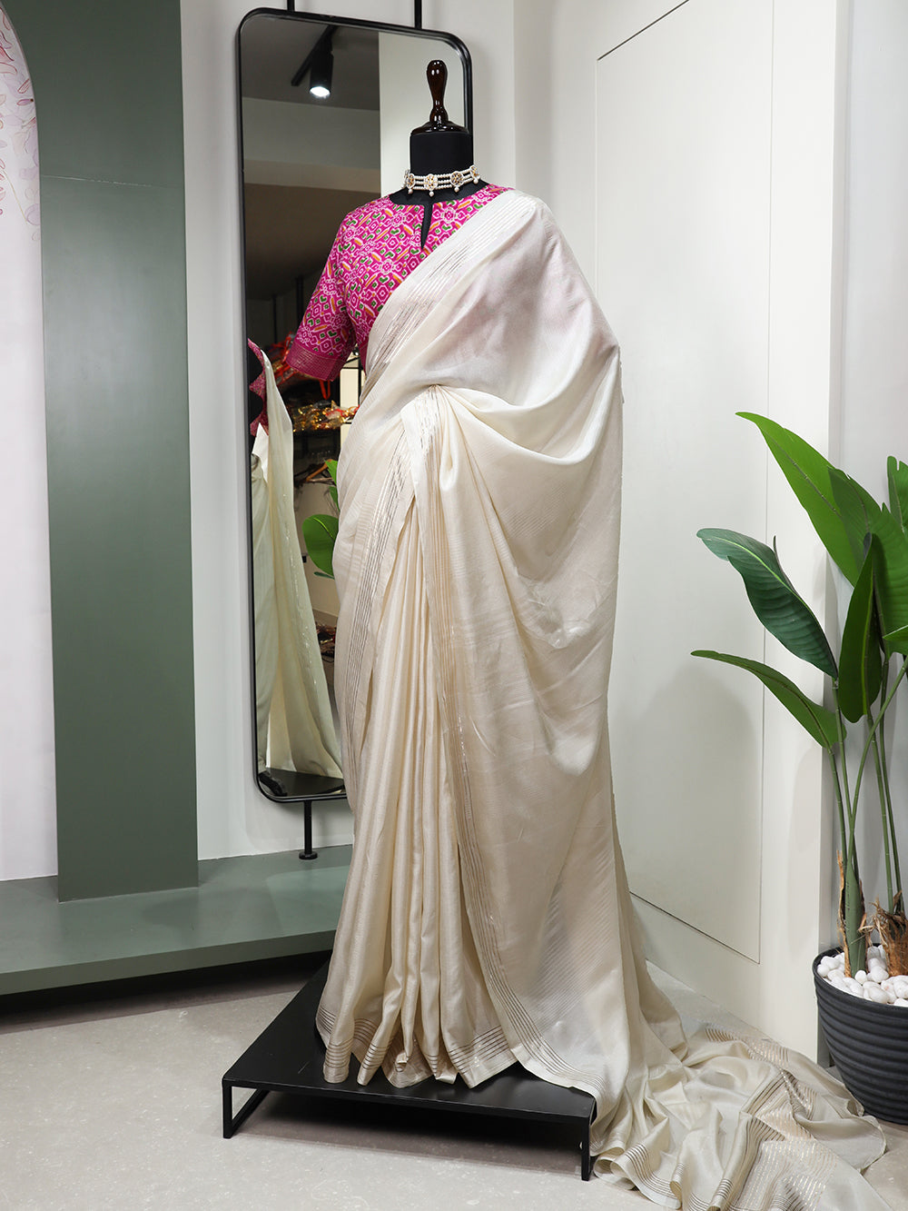 White Color Plain Manipuri Tussar Saree