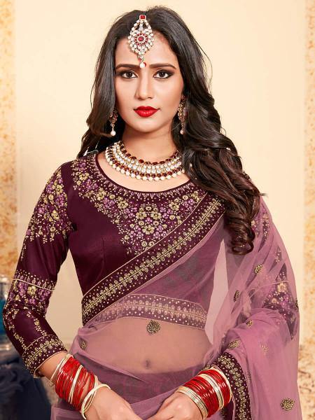 ब्राउन साटन कढ़ाई लहंगा