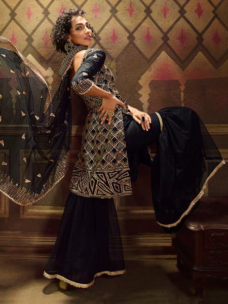 काला सॉफ्ट नेट घाघरा सूट