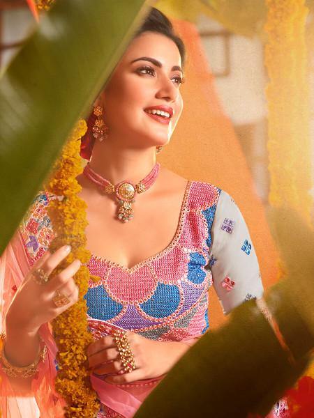 ग्रे और शुद्ध ऑर्गेना कढ़ाई वाला लहंगा