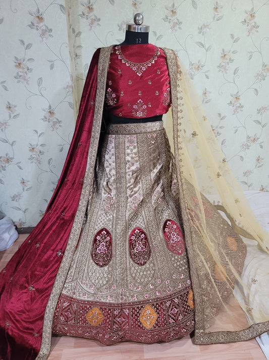 हैवी प्योर लाइक्रा वेलवेट जरकन वर्क कलर डबल दुपट्टा और डबल कैनकन ब्राइडल लहंगा चोली
