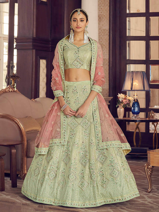 पिस्ता हरा क्रेप कढ़ाई वाला लहंगा