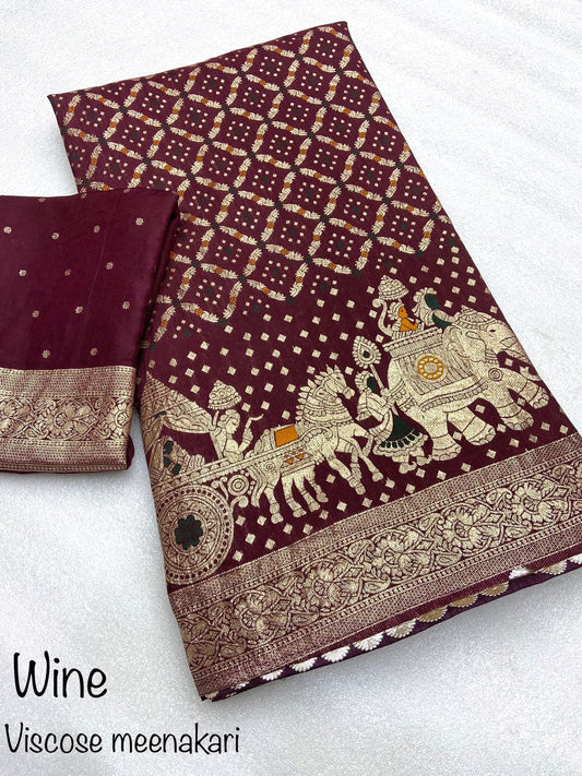 खूबसूरत पालकी डिजाइन वर्क साड़ी