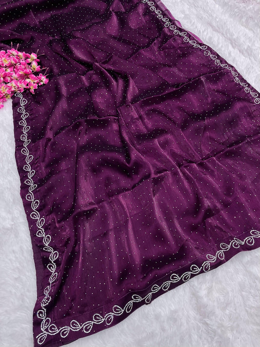 खूबसूरत हैवी जरकन डायमंड वर्क साड़ी