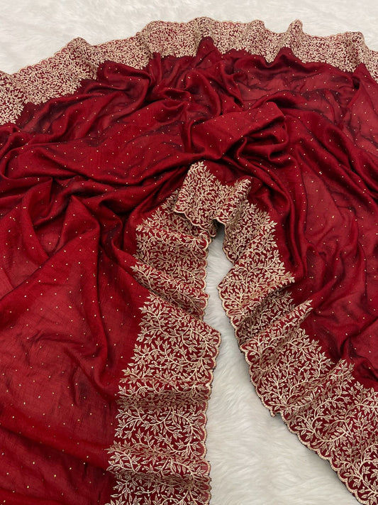 क्लासिक सुंदर विचित्रा सिल्क साड़ी