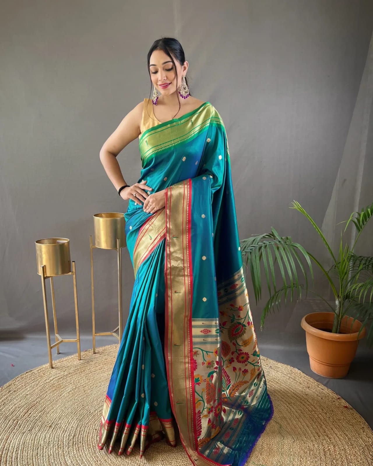 Beautiful kamal pathani Work Saree