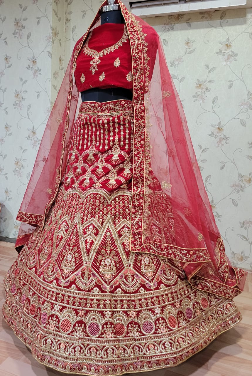 Wedding Designer Zarkan Work And Diamond Work Bridal Lehenga Choli