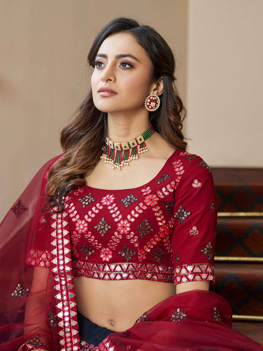 टील ब्लू और मैरून जॉर्जेट कढ़ाई वाला पार्टी वियर लहंगा