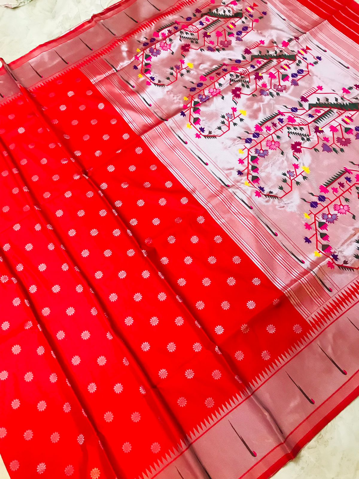 Unique Soft Pure Silk  Paithani Work Saree