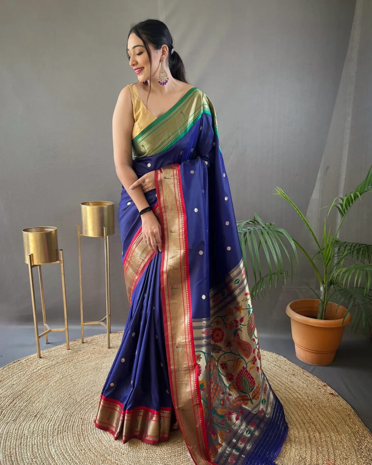 Beautiful kamal pathani Work Saree