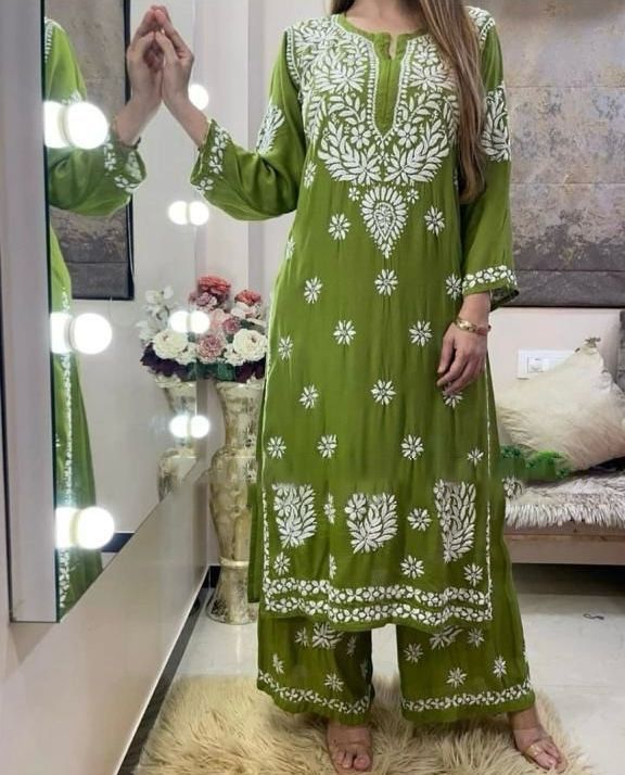 Looking Beautiful Colour Whit Havy Reyon Frbric Work Dress