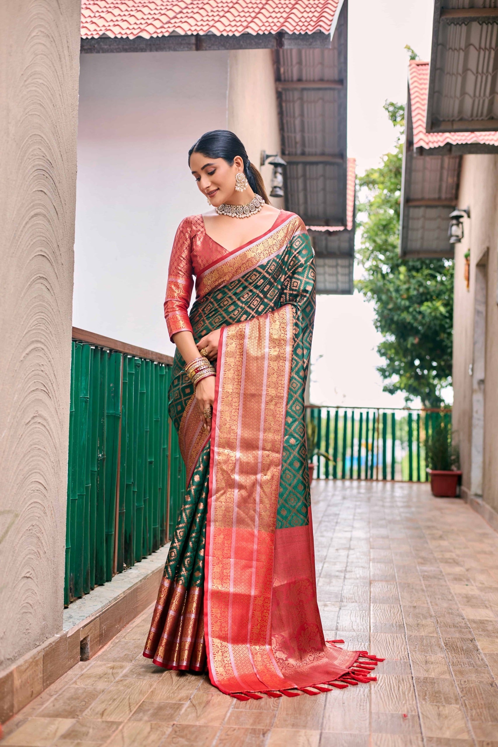 Banarasi Handloom Soft Silk Pattu Silk Heavy Zari Work Sarees
