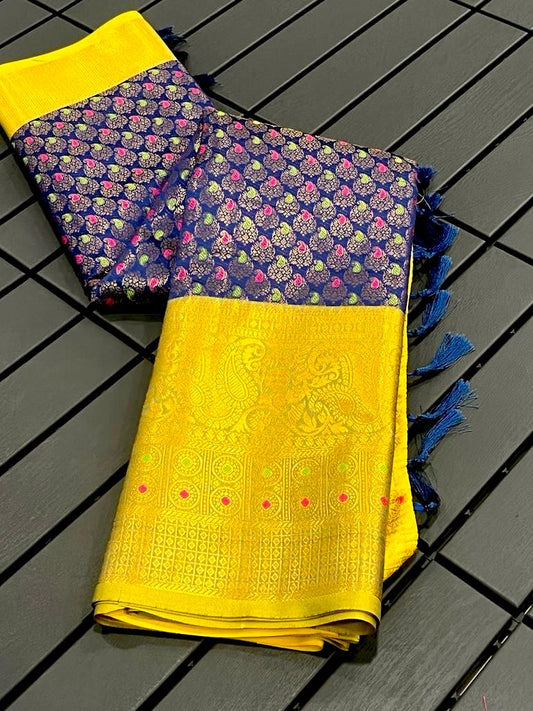 खूबसूरत क्लासिक गोल्ड ब्रॉडर वर्क साड़ी