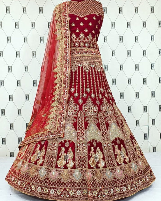 डिजाइनर जरकन वर्क डायमंड वर्क हैवी ब्राइडल लहंगा चोली