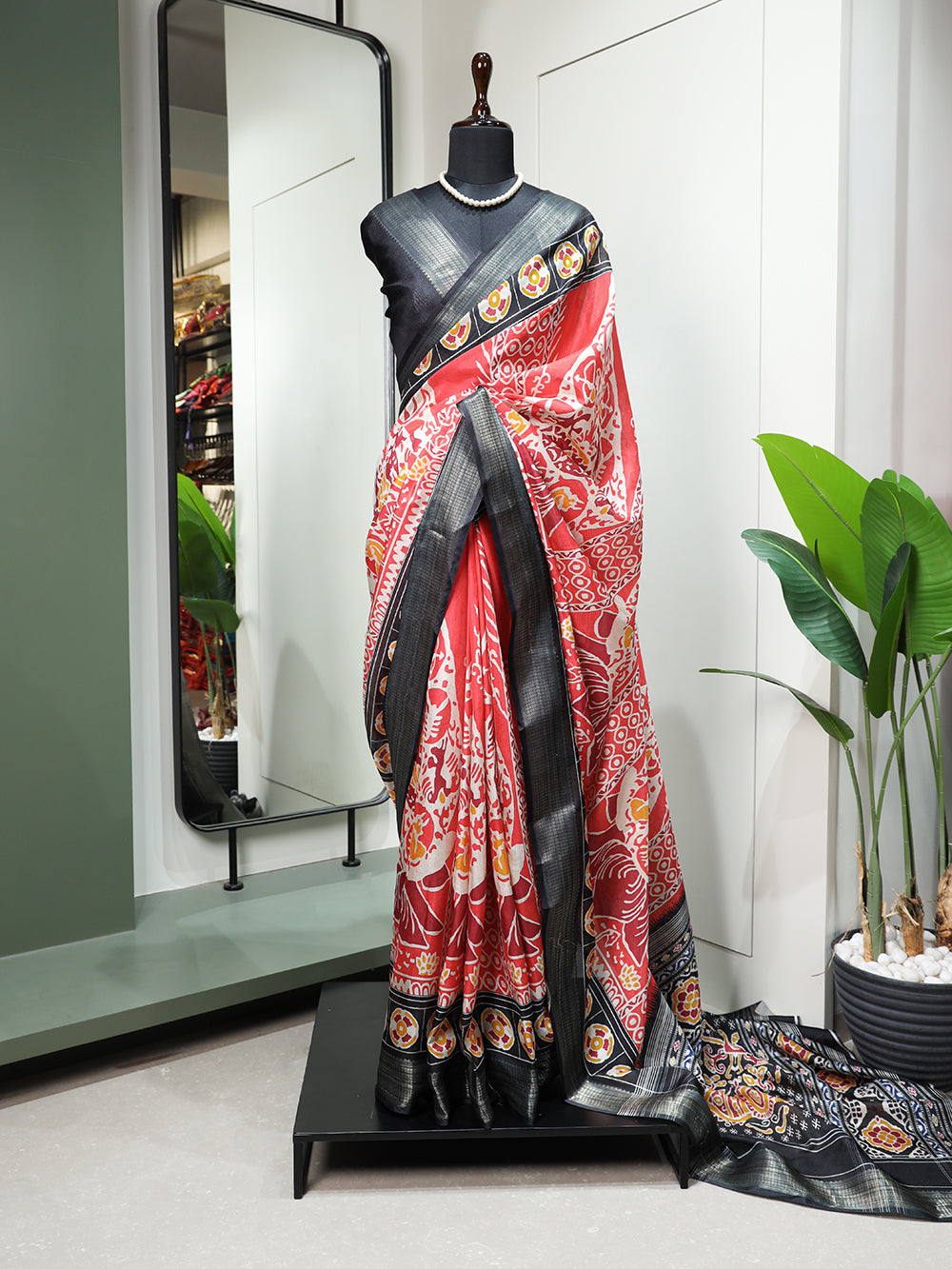 Red Color Printed With Zari Border Dola Silk Saree